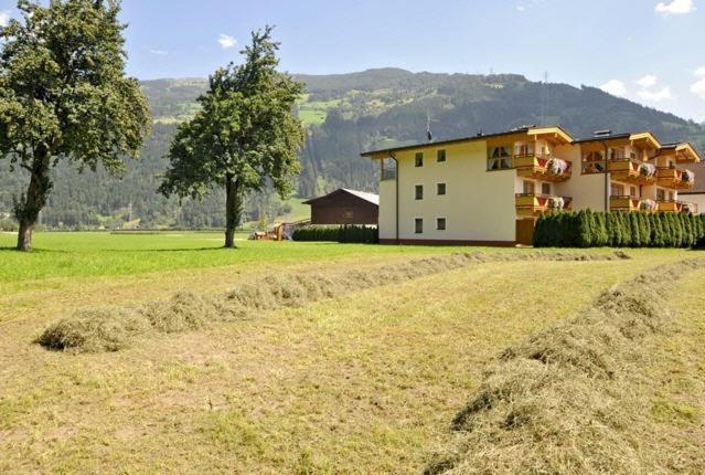 Apartment Sonnenau Zell am Ziller Bagian luar foto